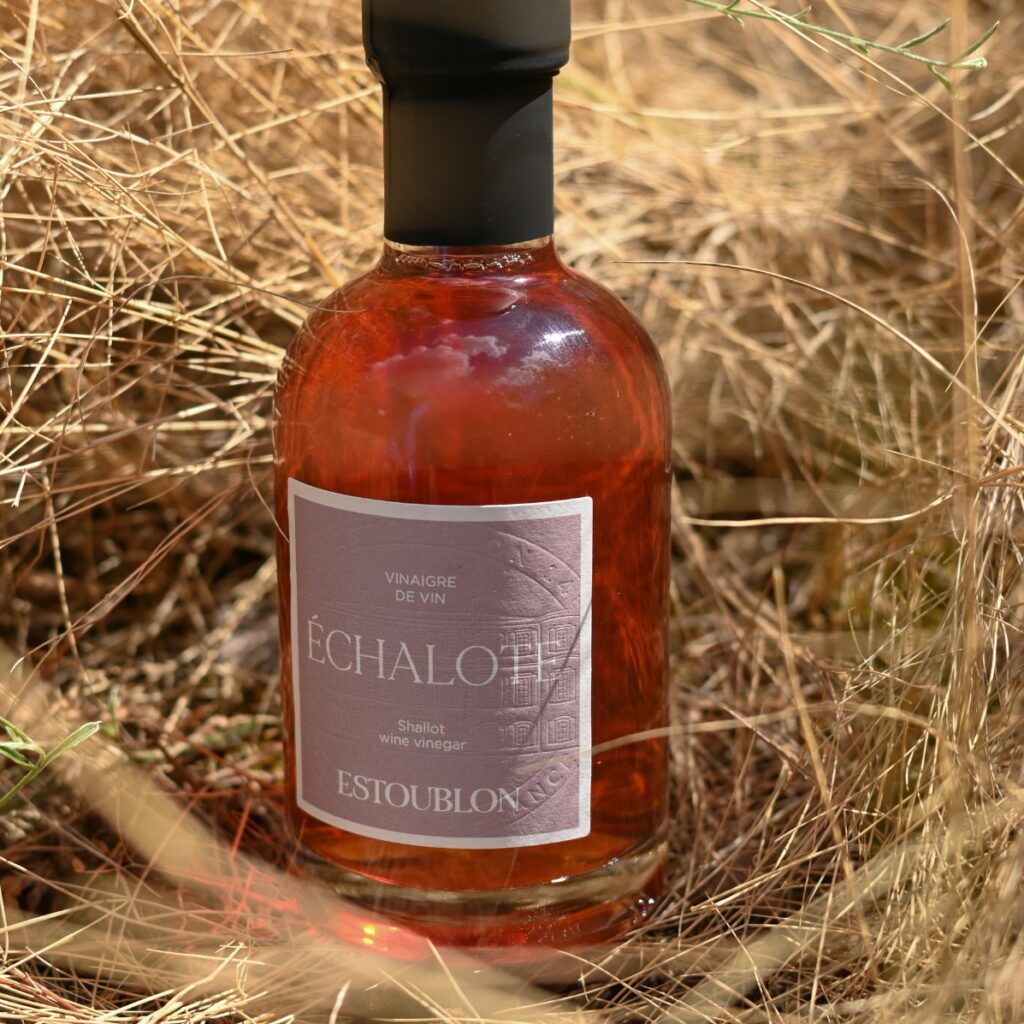 Wine vinegar • Shallot