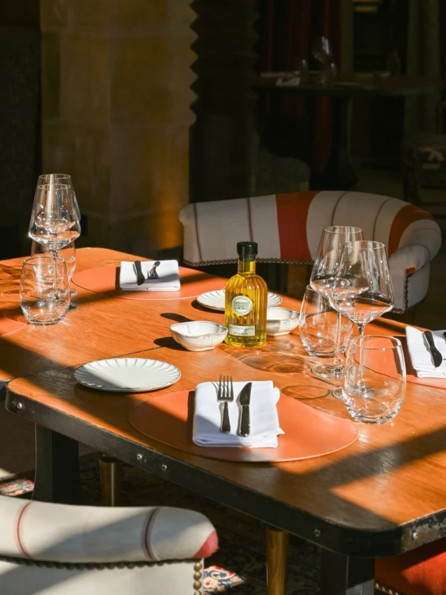 New menu, new perspectives – discover the tastes of Provence at La Table d’Estoublon.
#AirellesCollection #LaTabledEstoublon